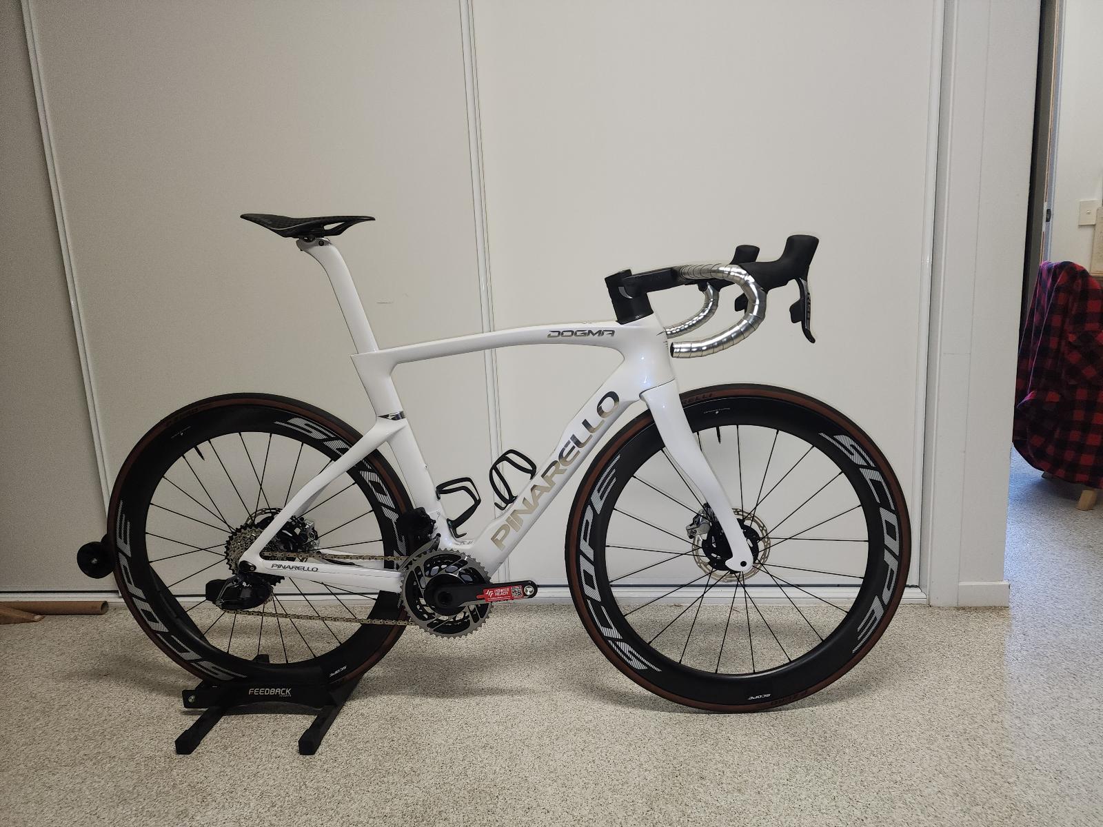 Pinarello Dogma F (2024)