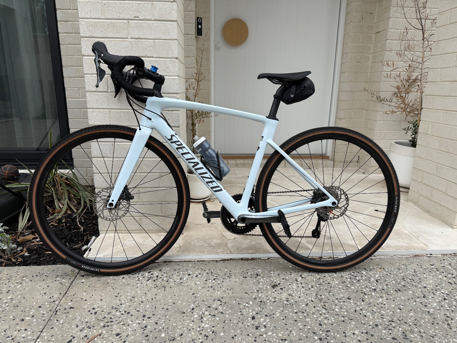 Specialized Roubaix SL8 (2025)