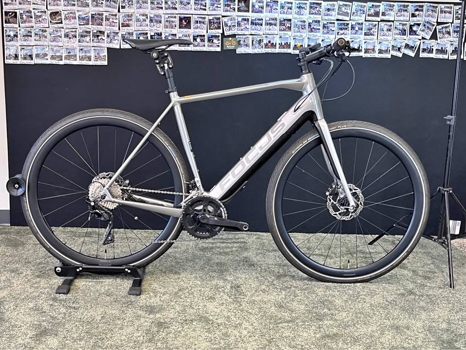 Focus Paralane2 6.6 Commute (2020)