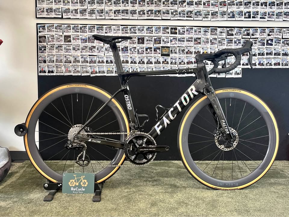 Factor Ostro Vam (2025)