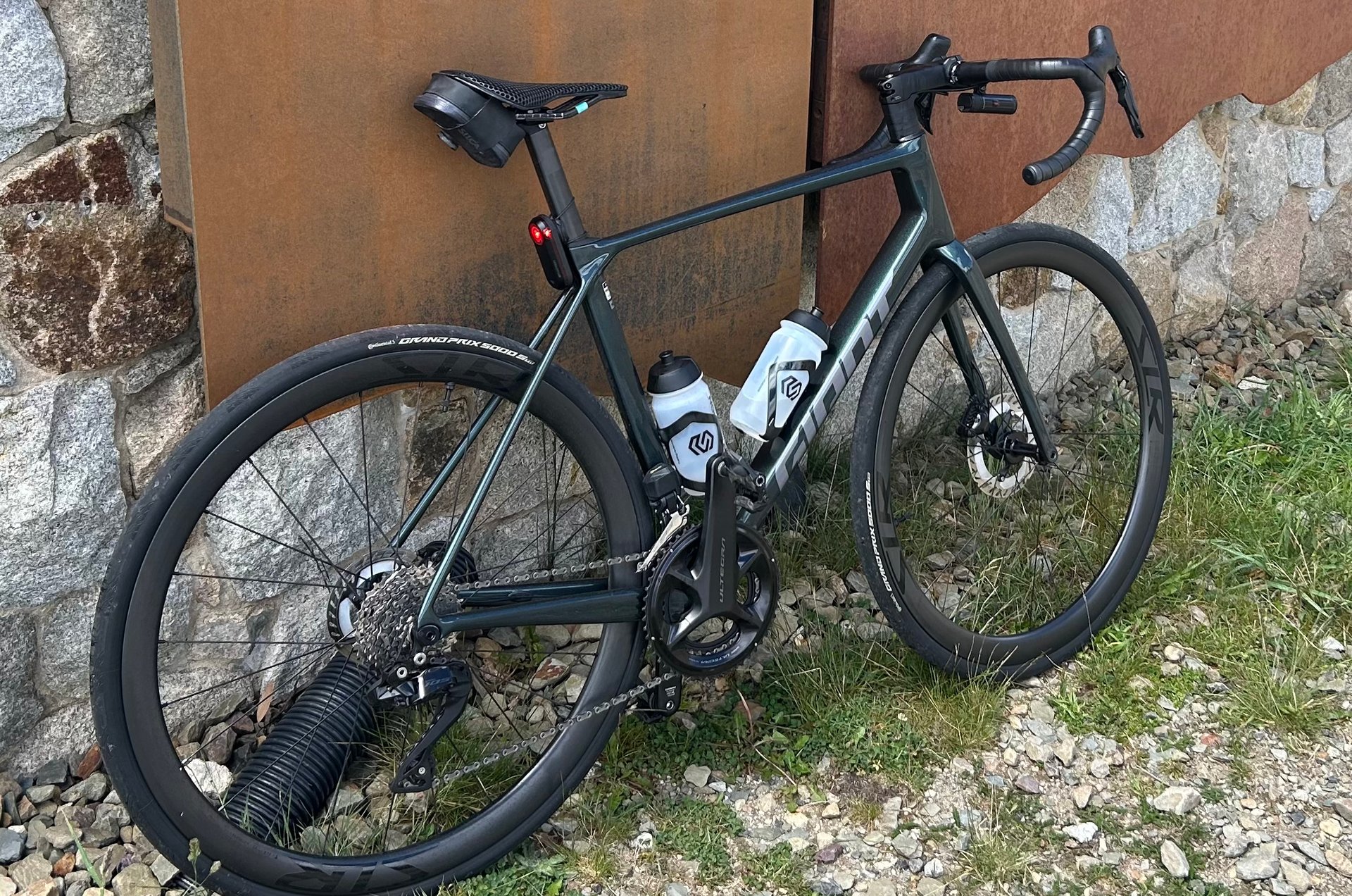 Giant TCR  (2025)